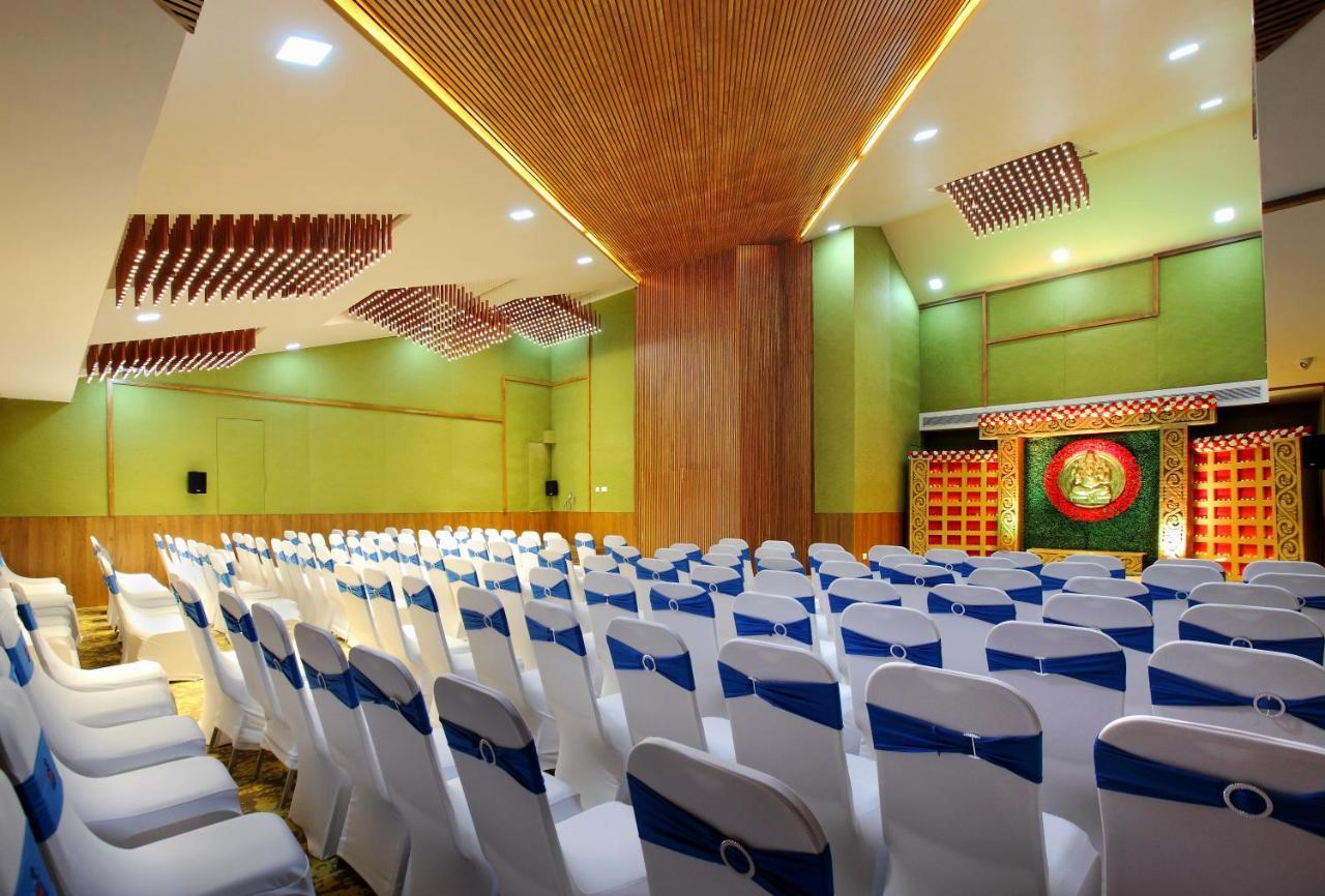 Harivaram Yuga Guruvāyūr Exterior foto